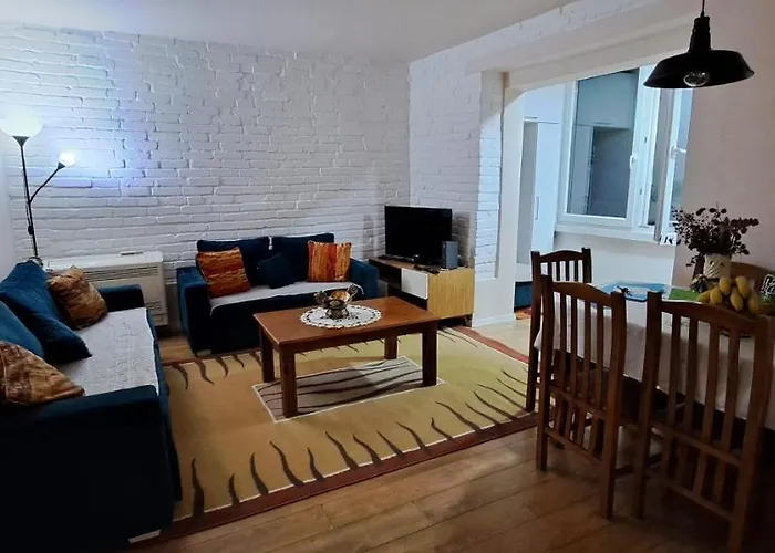 公寓 Sunny House 地拉那